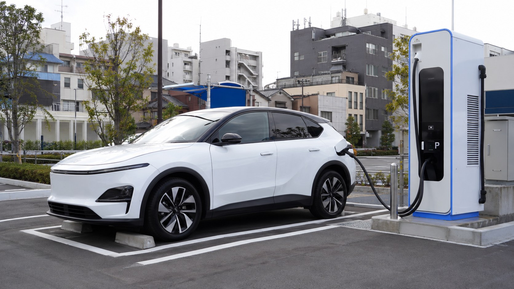電気自動車の外出先充電費用と急速充電